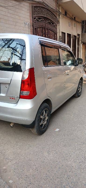 Suzuki Wagon R 2017 3