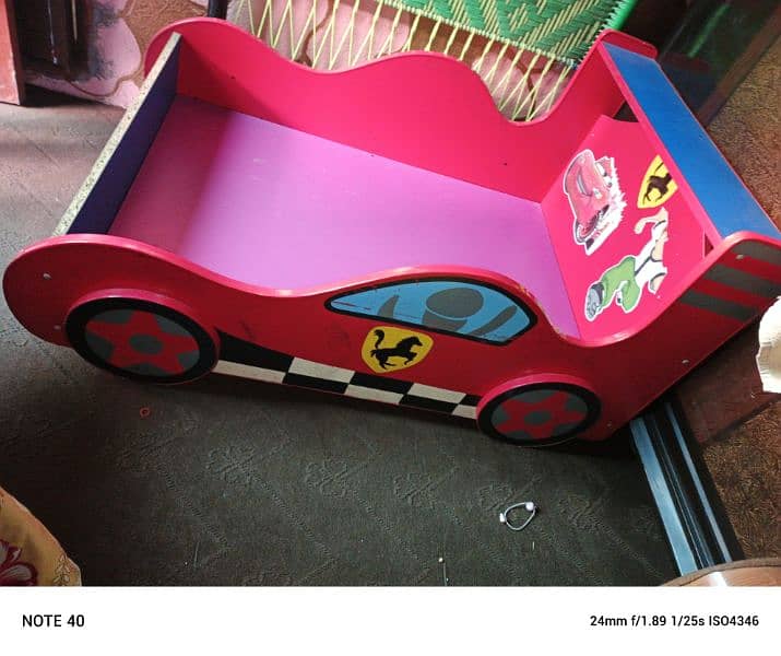 used baby bed 0