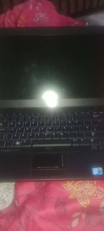 laptop for sell bilkul thk chlta h. ziyda use b ni kiya 0