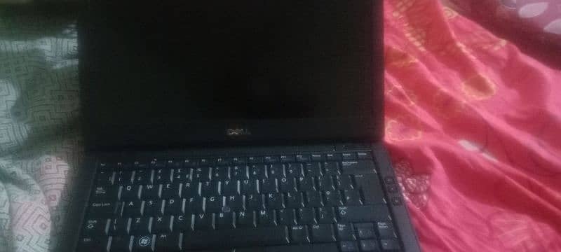 laptop for sell bilkul thk chlta h. ziyda use b ni kiya 2