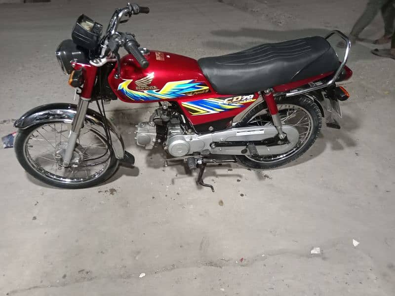 Honda 70 2021 madal all Panjab number 4