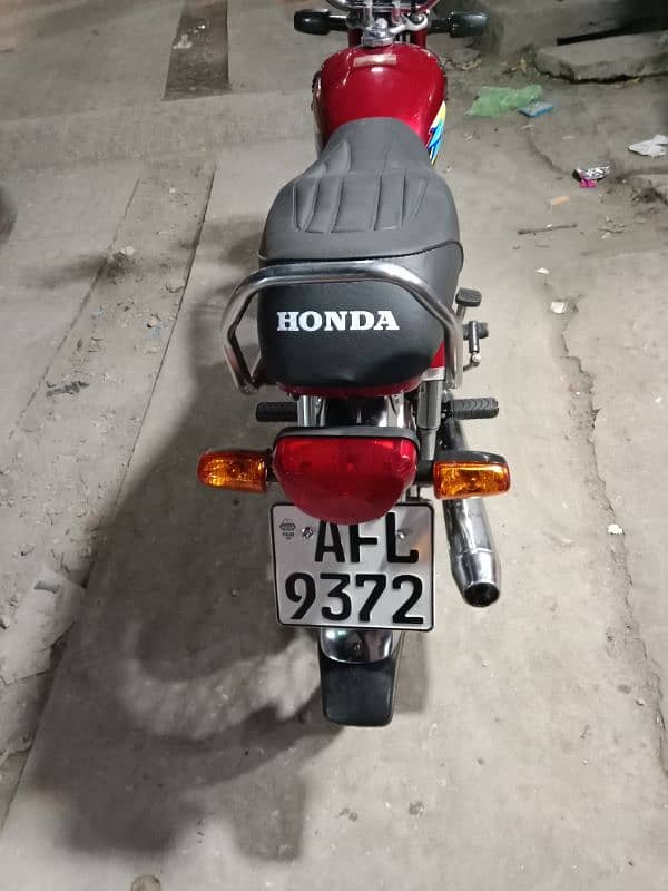 Honda 70 2021 madal all Panjab number 6