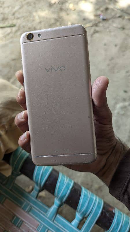 vivo y66 good condition 3