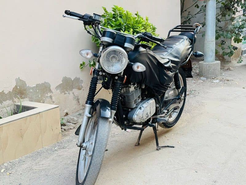 Suzuki GS150 model 2021 4