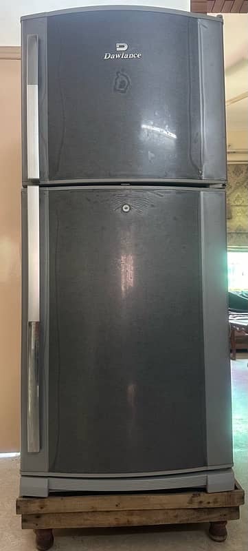 Dawlance fridge with stand 13 cubic 0