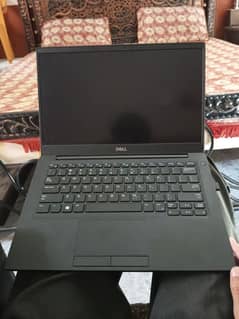 Dell laptop 512gb 10\10