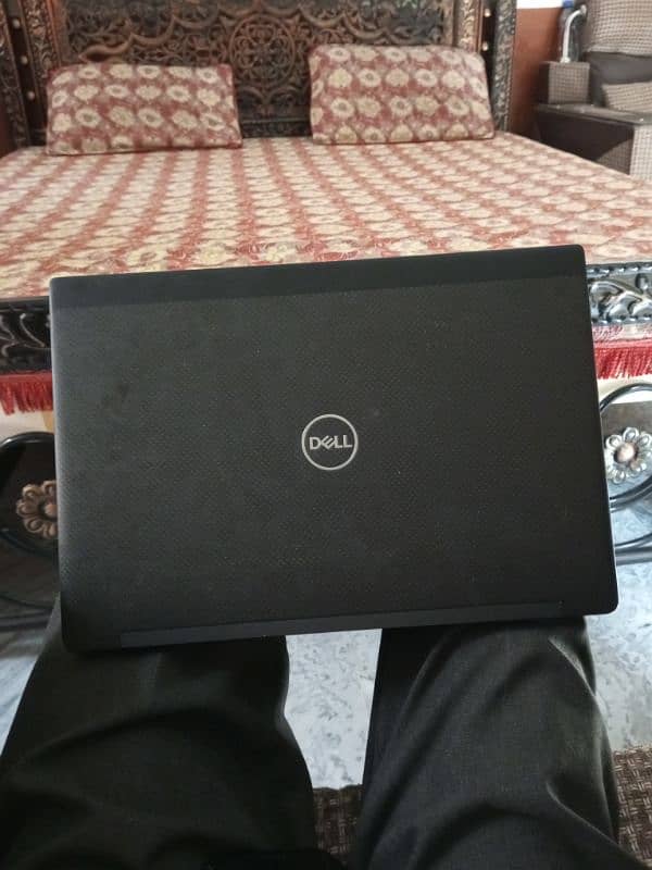 Dell laptop 512gb 10\10 1