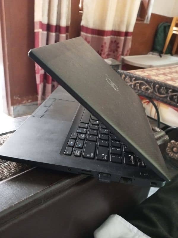 Dell laptop 512gb 10\10 2