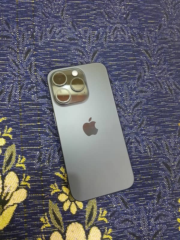 iphone 15 pro 256GB 1