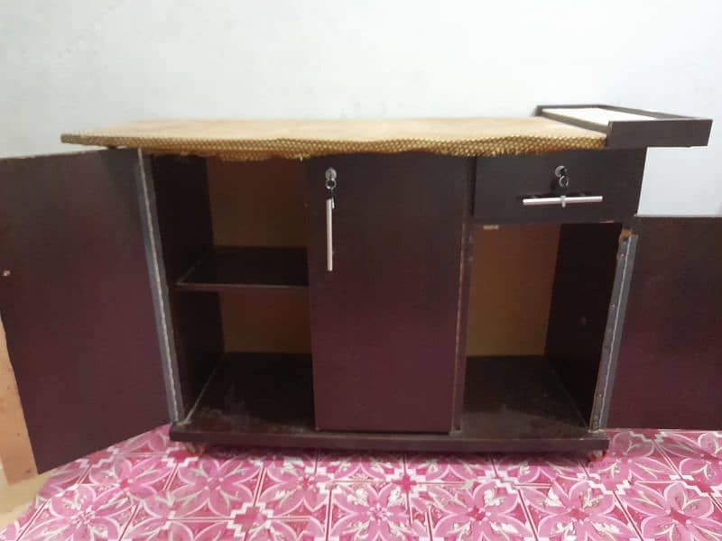 Iron Table Fresh Condition 2