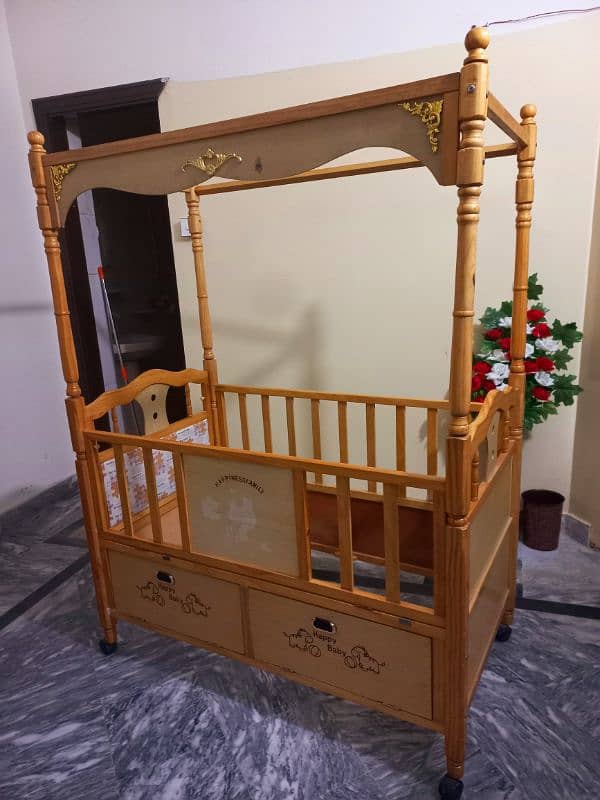 baby bed urgent sale 1