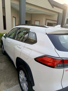 Toyota Corolla Cross HEV X 2024 1.8X Hybrid. High End Model