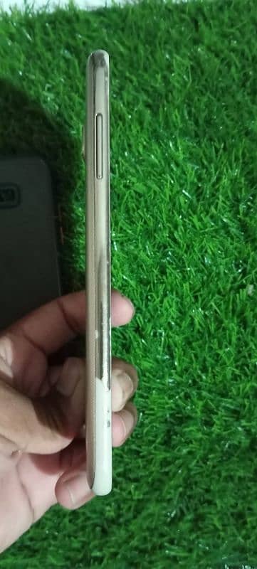 urgent for sale Samsung galaxy j7 core 1