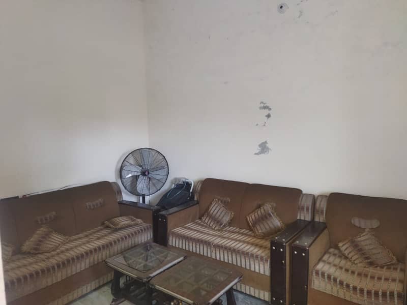 5 Marla Double Storey House For Sale In Lane #15 Quaid-E-Azam Colony 16