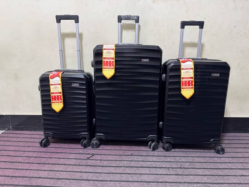 Luggage bags/ travel suitcases/ trolley bags/ travel trolley/ attachi 19