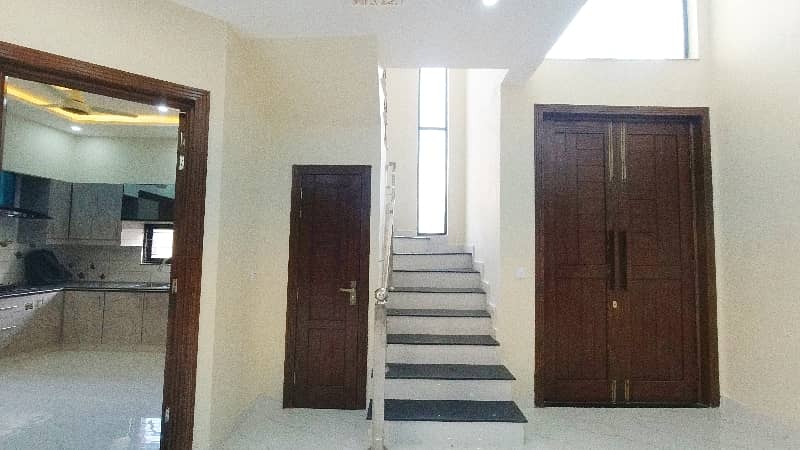 Corner 10 Marla House In Central Formanites Housing Scheme For Sale 14