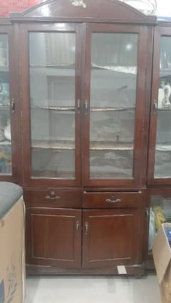 bartan wali almari condition use type showcases