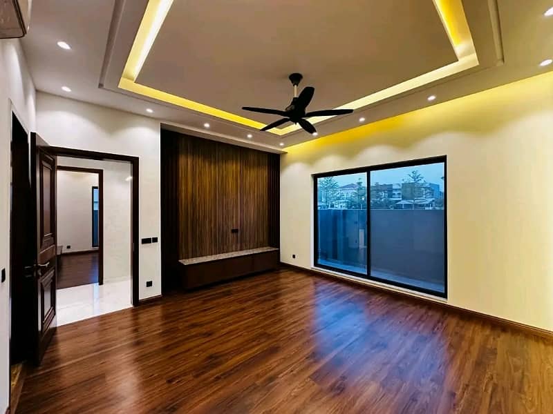 1 Kanal Luxury Uper Portion Available For Rent 7