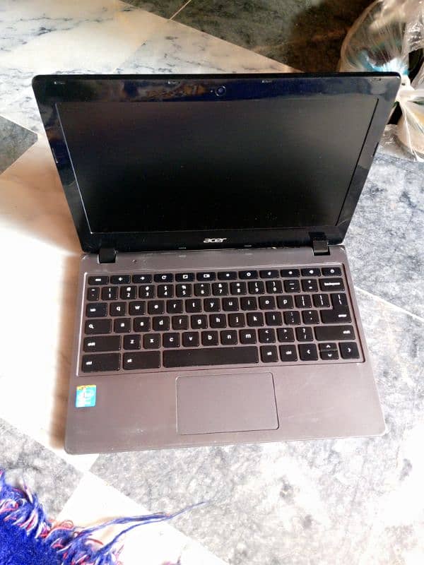 Acer window support 2gb/128 gb urgent sale 10