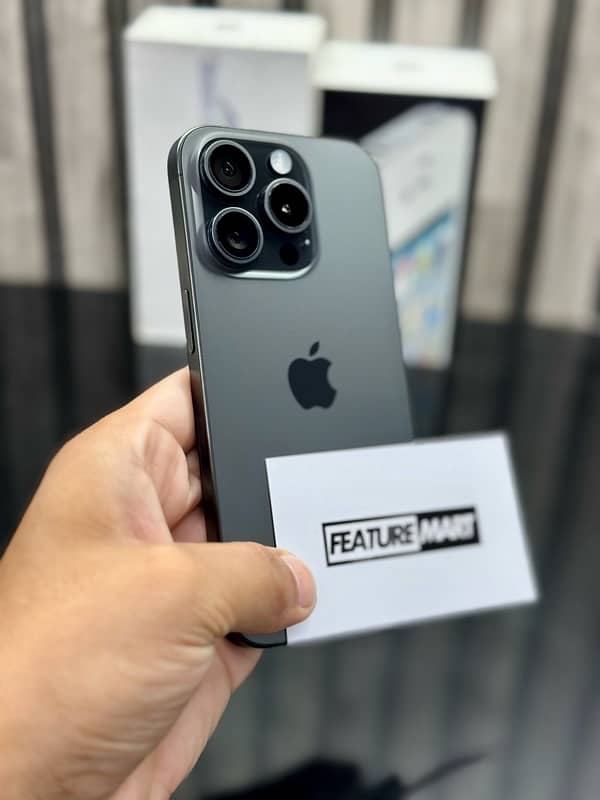 15 Pro 128GB Factory Unlock Black Colour 0