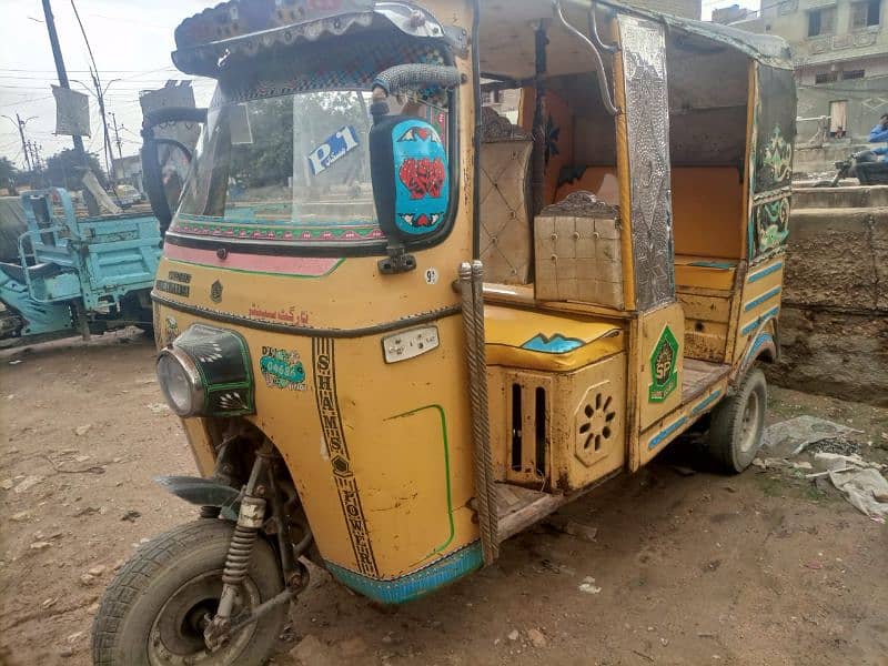 6 Seater Ruksha/Auto/Chingchi 2