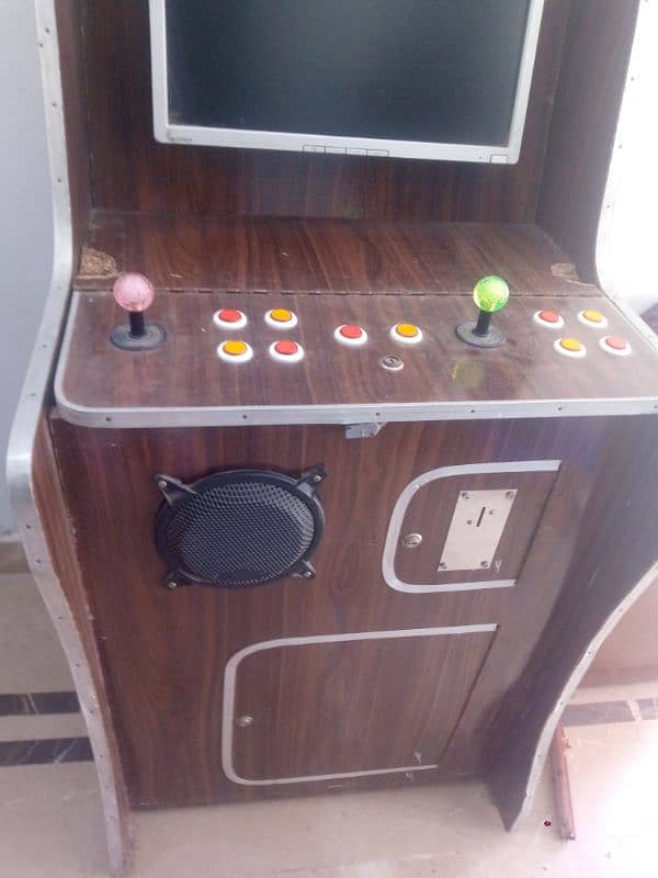 Arcade machine 200+ games 0