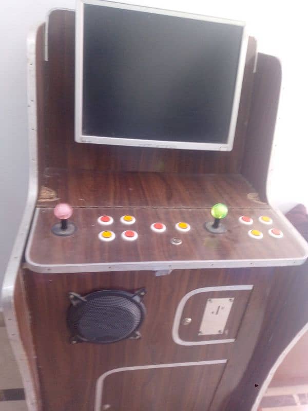 Arcade machine 200+ games 1