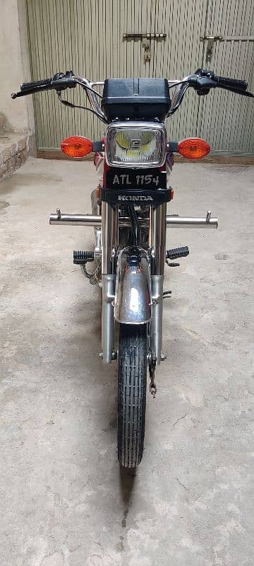 Honda 125 10 by 10 condition 2023 model 4