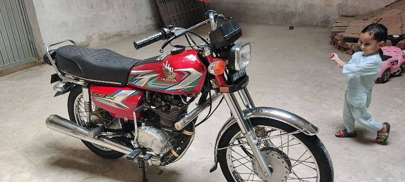 Honda 125 10 by 10 condition 2023 model 5