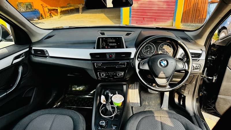 BMW X1 2017 12