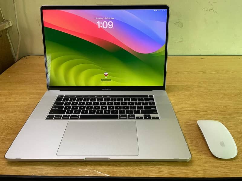 Apple MacBook Pro for Sale 0