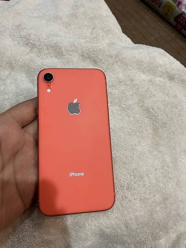 iPhone XR 64gb factory unlock 0