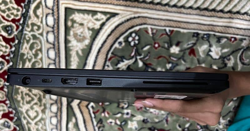 Dell latitude i5 8th gen 4