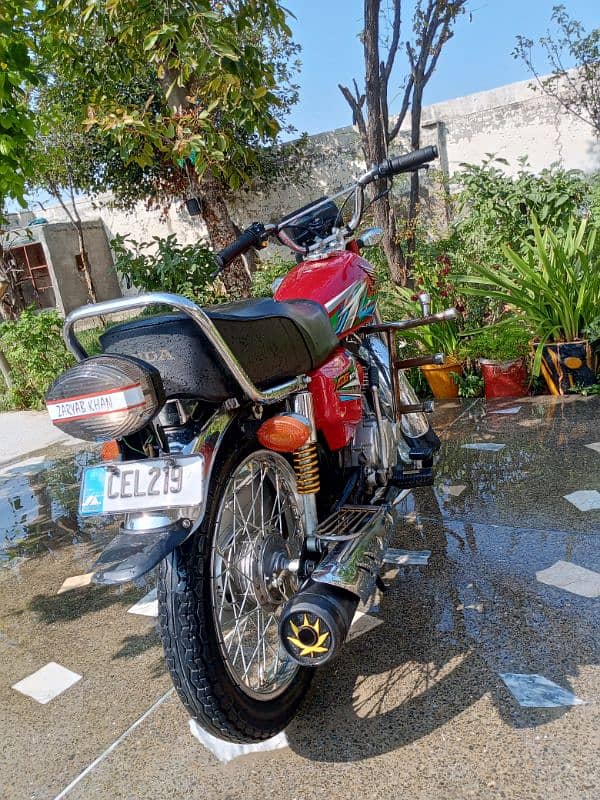 Honda 125 2023 model 3