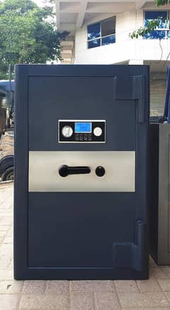 Digital safe,fire proof safe,biometric safe,security vault,manual safe