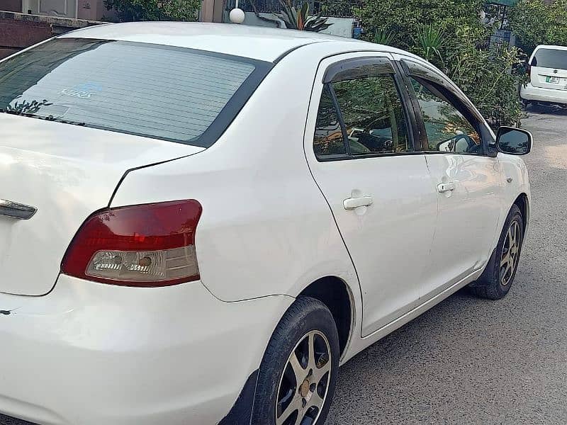 Toyota Belta 2011 japani genuine condition 11