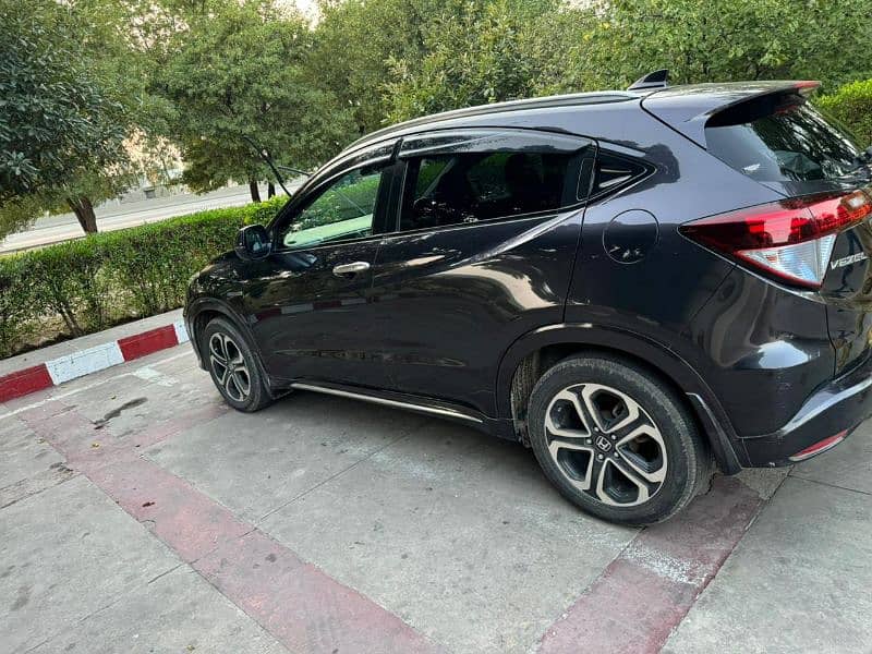 Honda Vezel 2016 10