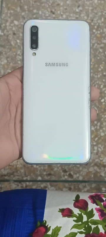 Samsung A50 6/128gb urgent sale 03264960882 1