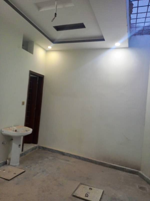 Double story house for rent. Location Abdullah garden h13. 6