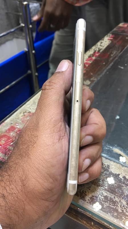 IPhone 6s 16gb Pta Approved. 4