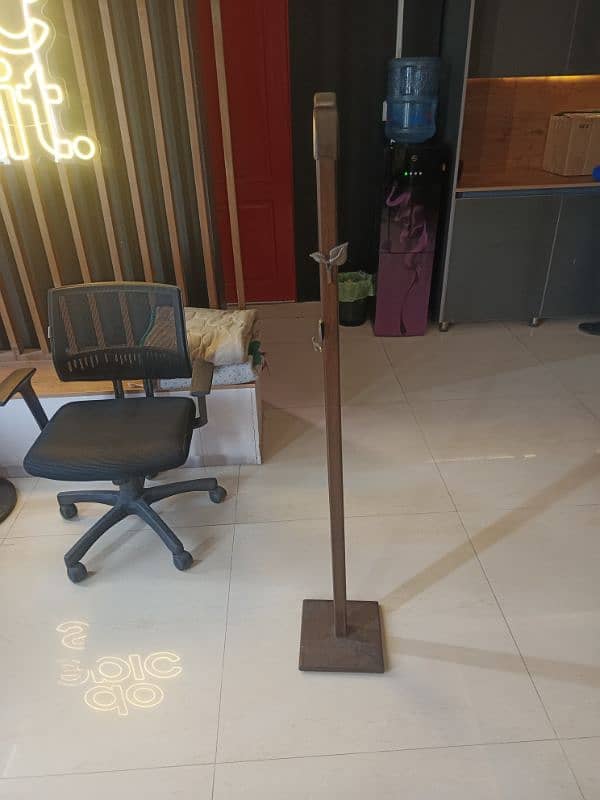 Coat Stand 1