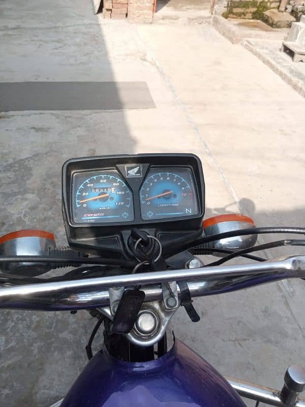 honda 125 2018 model orignal tankey taapy avalible hen new condition 3