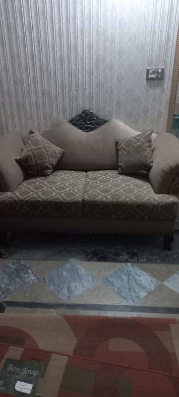 Sofa set 0