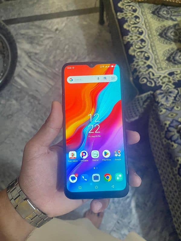 INFINIX HOT 8 lite 3