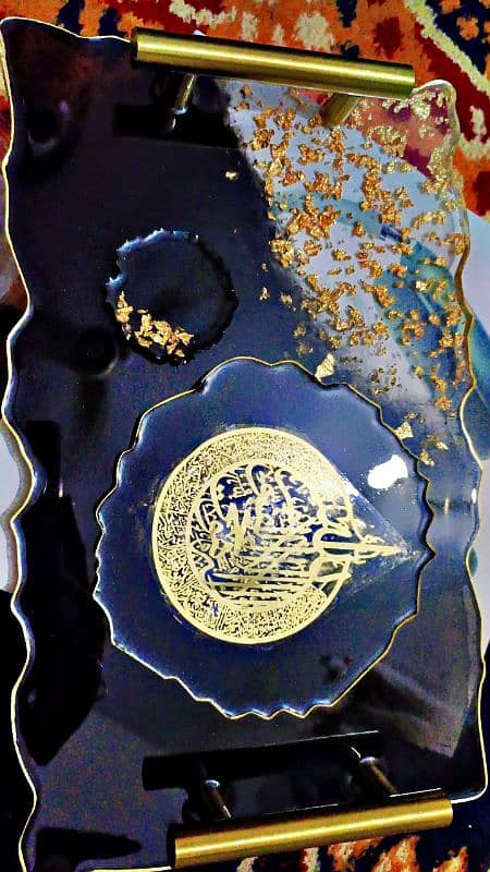 Resin tray with gold handles 4