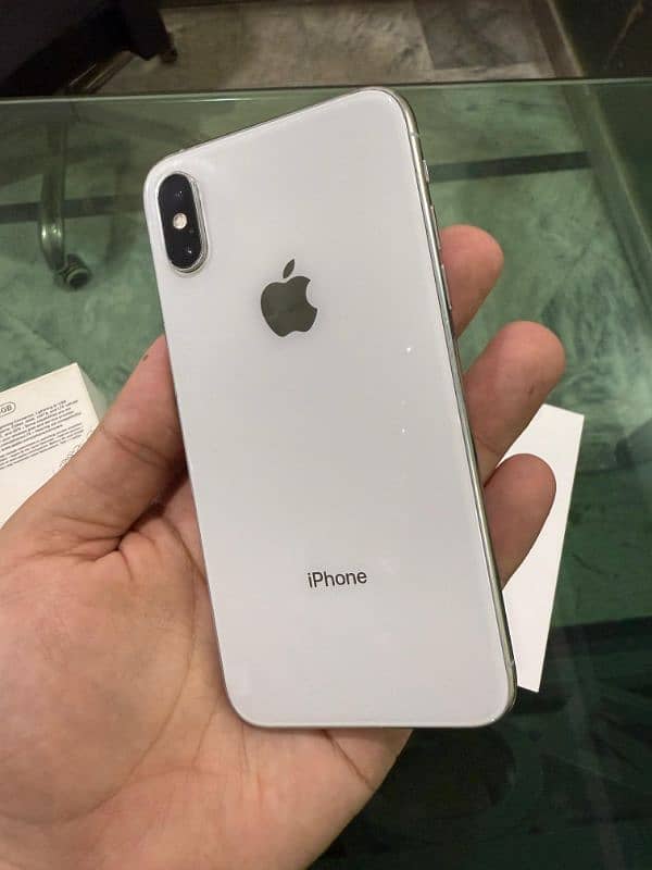 iPhone Xs 64GB Dual SIM PTA Approved 9