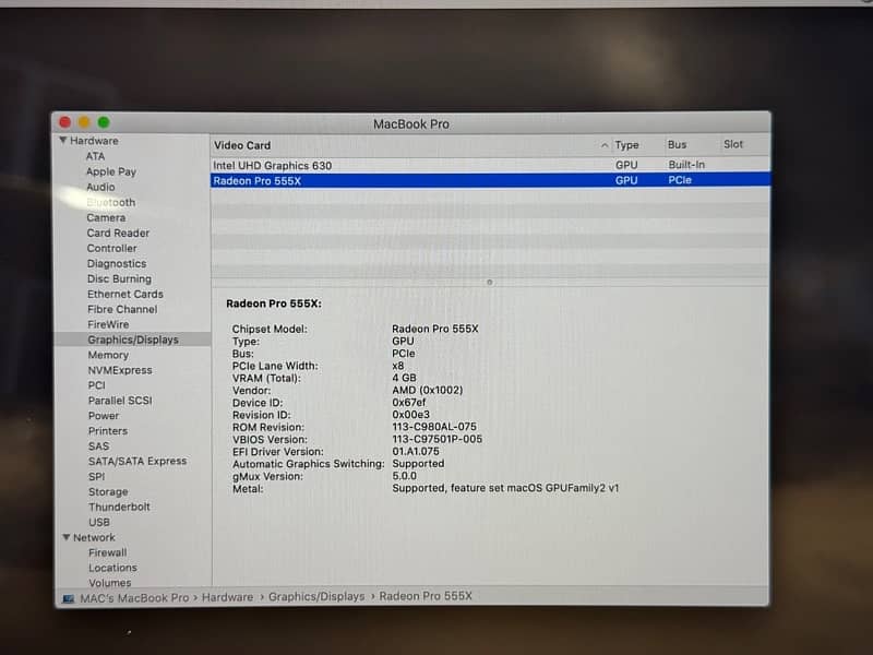 Macbook PRO 2019 Corei9 4gb graphics 1