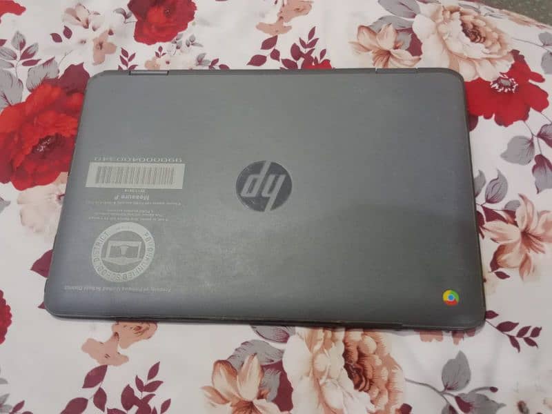 hp chrome book with touch screen 1