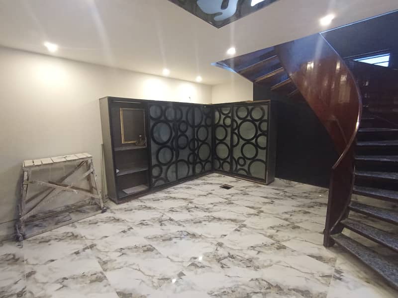 1 Kanal Full Basement Theater House For SALE In Phase 6 DHA 16