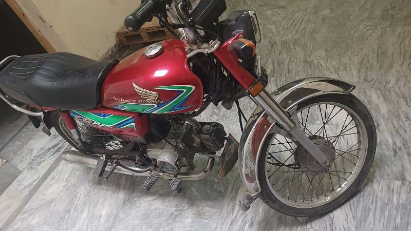 Honda CD70 Genion 1